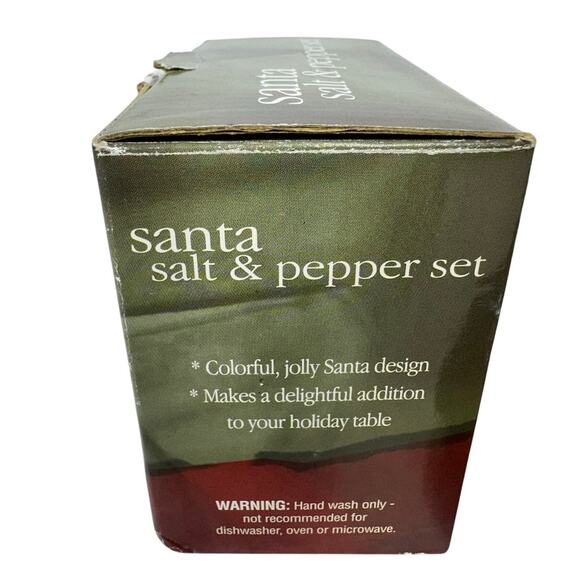 Santa with Gifts and Christmas Tree 3.75" Vintage Salt and Pepper Shakers - Picture 8 of 9
